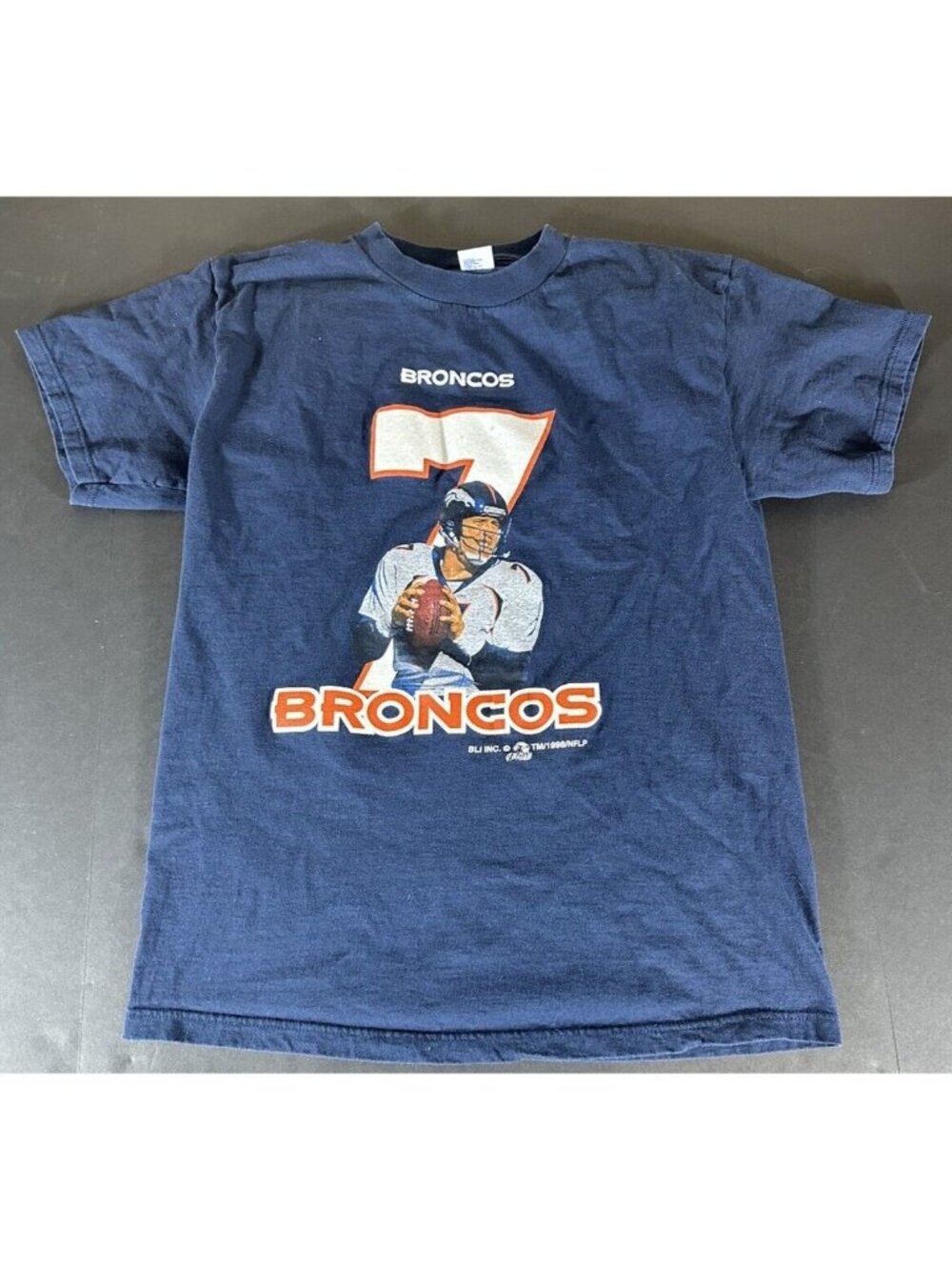 Vintage 90s John Elway Logo 7 Denver Broncos Blue T-Shirt NFL Football Men's L